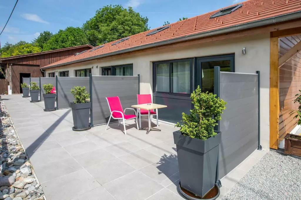 Domaine Des Ecuries - Appartements Meubles A Talloires Dış mekan fotoğraf